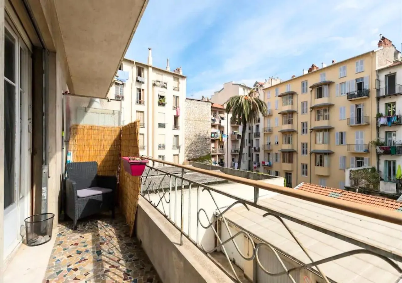 Apartment Beautiful & Spacious 2 Bed Apt Near Nice Center France
